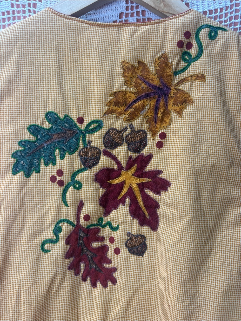 Handmade Autumn Patchwork Vest Oak Leaves Acorns Plaid - Picture 6 of 7